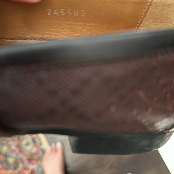 GUCCI HILLARY DIAMANTÉ PENNY LOAFERS DISTRESSED - Picture 8 of 11